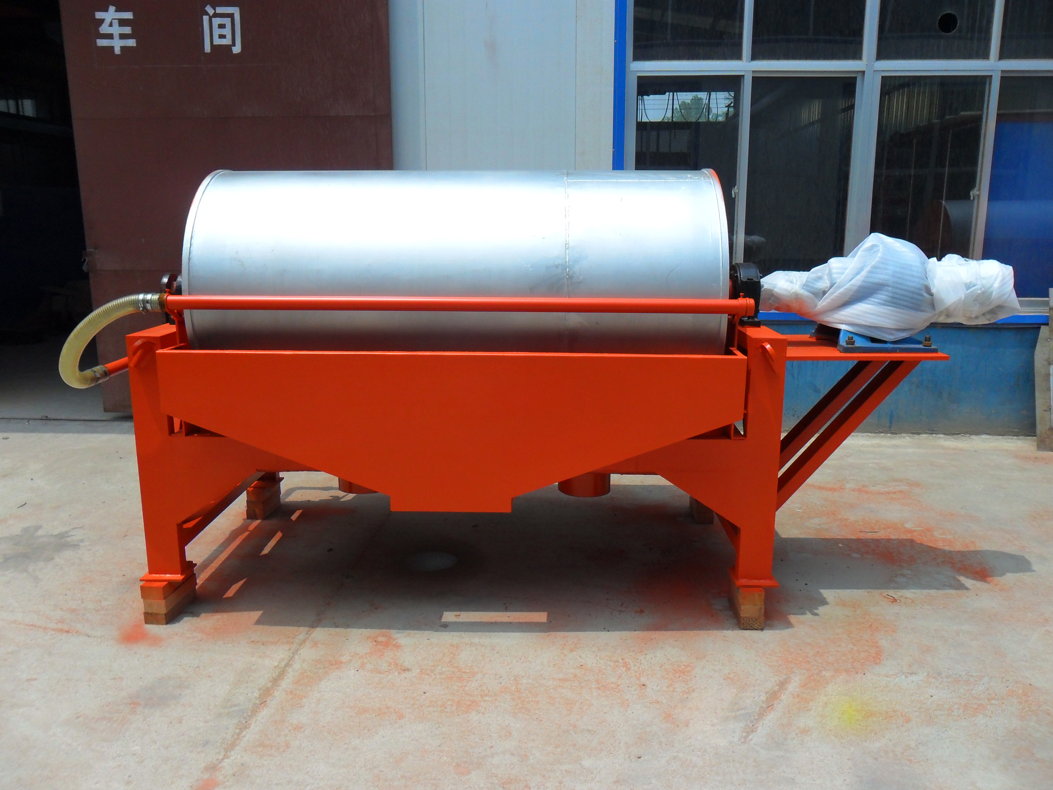 濕式磁選機(jī) 濕式磁選機(jī)